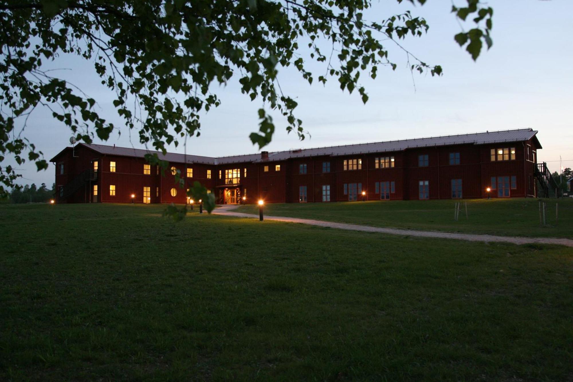 Sahlstroemsgarden Guest House Torsby Exterior foto